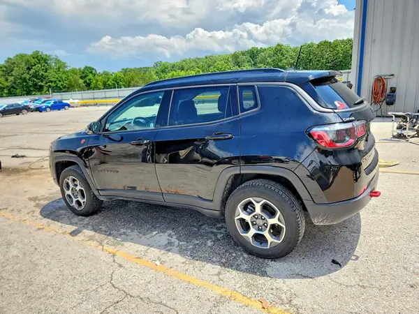 3C4NJDDB7NT163387 2022 JEEP COMPASS - Image 2