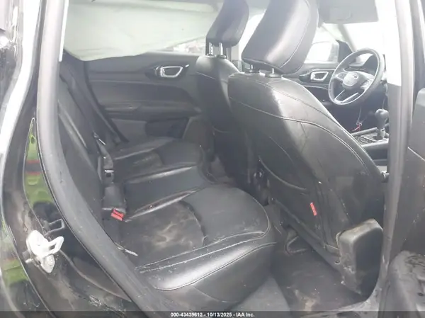 3C4NJDDB7NT222440 2022 JEEP COMPASS - Image 8