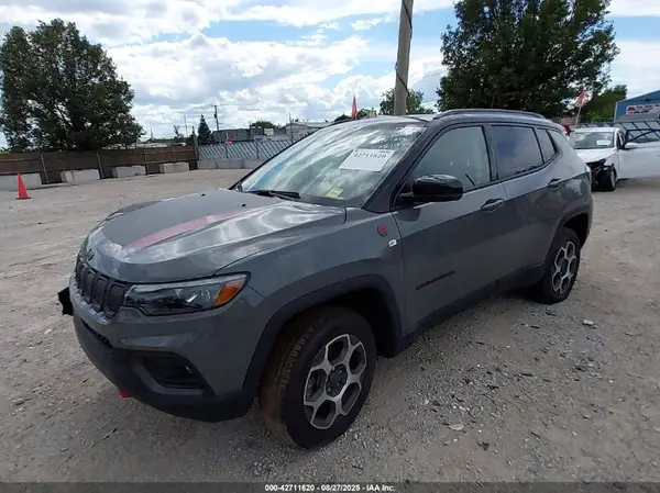 3C4NJDDB7NT226195 2022 JEEP COMPASS - Image 2