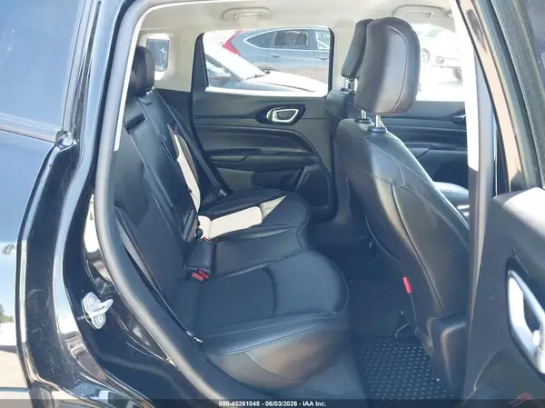 3C4NJDDB7NT230215 2022 JEEP COMPASS - Image 8