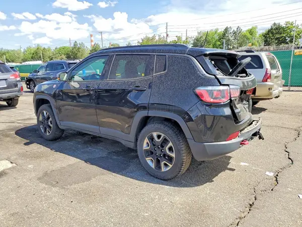 3C4NJDDB8HT635410 2017 JEEP COMPASS - Image 2
