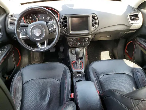 3C4NJDDB8HT635410 2017 JEEP COMPASS - Image 8