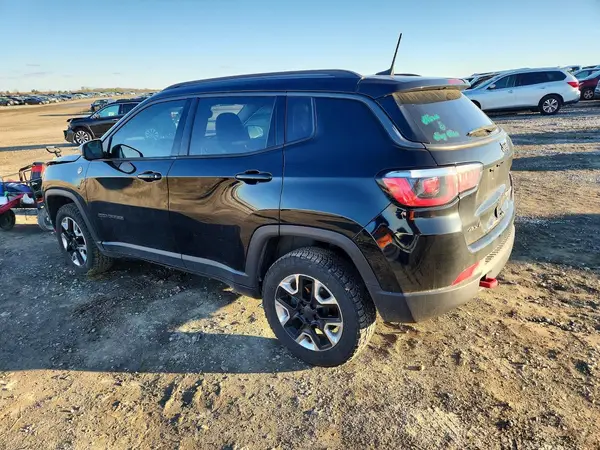 3C4NJDDB8HT640784 2017 JEEP COMPASS - Image 2