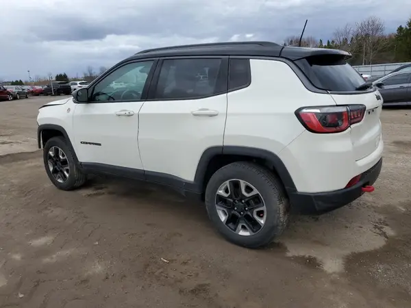 3C4NJDDB8HT688270 2017 JEEP COMPASS - Image 2