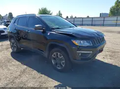 3C4NJDDB8JT128741 2018 JEEP COMPASS
