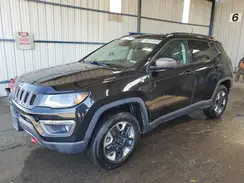 3C4NJDDB8JT129064 2018 JEEP COMPASS