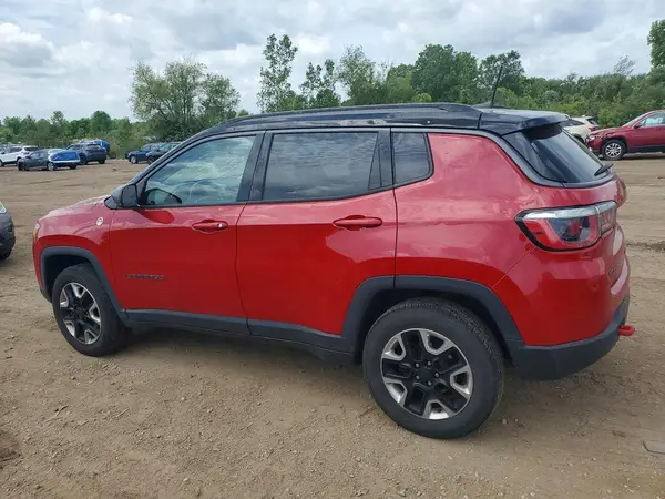 3C4NJDDB8JT147791 2018 JEEP COMPASS - Image 2