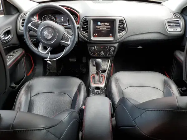 3C4NJDDB8JT210632 2018 JEEP COMPASS - Image 8