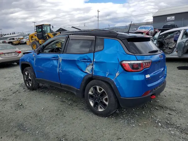 3C4NJDDB8JT261337 2018 JEEP COMPASS - Image 2