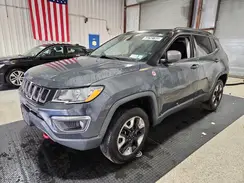 3C4NJDDB8JT264061 2018 JEEP COMPASS