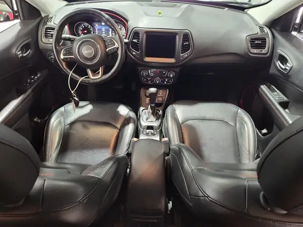 3C4NJDDB8JT264061 2018 JEEP COMPASS - Image 8