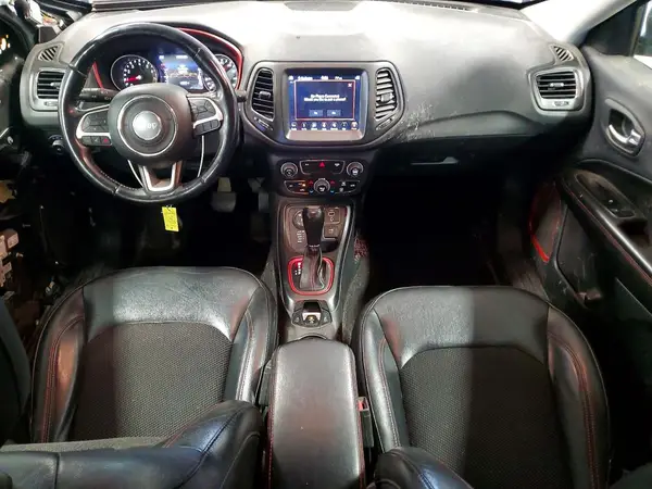 3C4NJDDB8JT280972 2018 JEEP COMPASS - Image 8