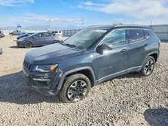 3C4NJDDB8JT299263 2018 JEEP COMPASS