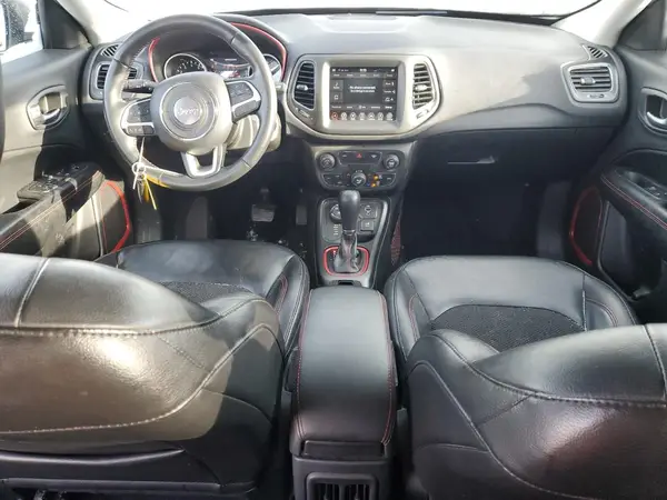 3C4NJDDB8JT341737 2018 JEEP COMPASS - Image 8