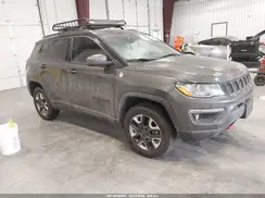 3C4NJDDB8JT343312 2018 JEEP COMPASS