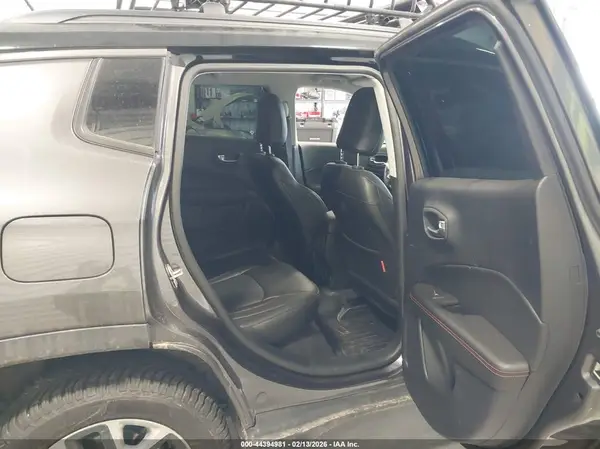3C4NJDDB8JT343312 2018 JEEP COMPASS - Image 8