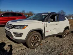3C4NJDDB8JT402570 2018 JEEP COMPASS