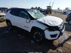 3C4NJDDB8JT451199 2018 JEEP COMPASS