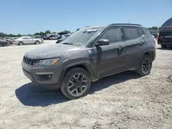 3C4NJDDB8KT594817 2019 JEEP COMPASS