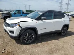 3C4NJDDB8KT601412 2019 JEEP COMPASS