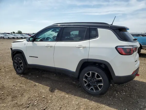 3C4NJDDB8KT601412 2019 JEEP COMPASS - Image 2