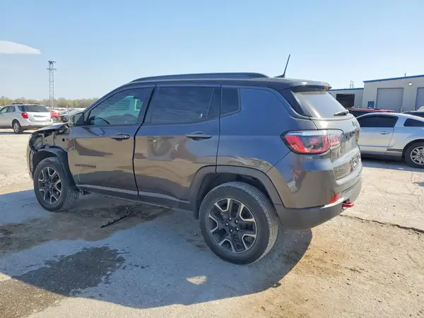 3C4NJDDB8KT650271 2019 JEEP COMPASS - Image 2