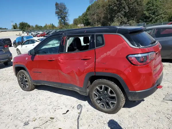 3C4NJDDB8KT660539 2019 JEEP COMPASS - Image 2