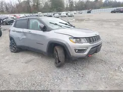3C4NJDDB8KT671153 2019 JEEP COMPASS