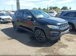 3C4NJDDB8KT748118 2019 JEEP COMPASS
