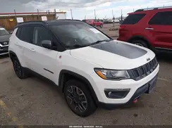 3C4NJDDB8KT748149 2019 JEEP COMPASS