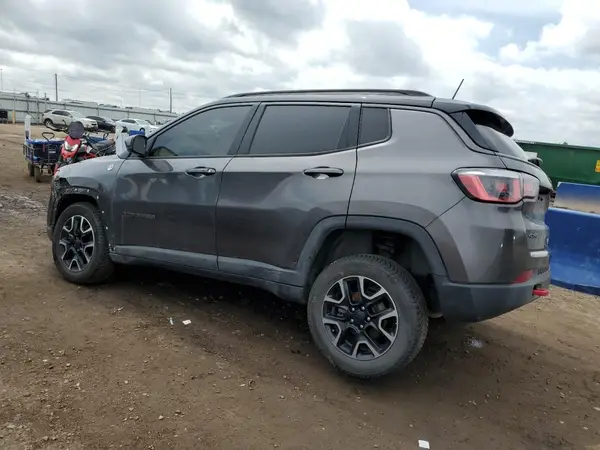 3C4NJDDB8KT780650 2019 JEEP COMPASS - Image 2