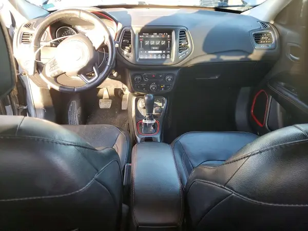3C4NJDDB8KT790448 2019 JEEP COMPASS - Image 8