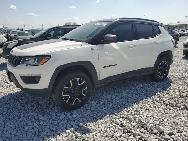 3C4NJDDB8KT791261 2019 JEEP COMPASS - Image 1