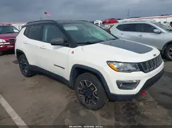3C4NJDDB8KT795827 2019 JEEP COMPASS