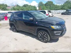 3C4NJDDB8KT840443 2019 JEEP COMPASS
