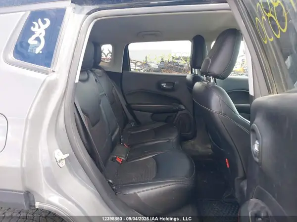 3C4NJDDB8LT104605 2020 JEEP COMPASS - Image 8