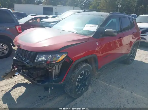 3C4NJDDB8LT143999 2020 JEEP COMPASS - Image 2