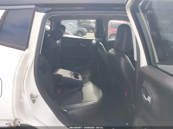3C4NJDDB8LT166859 2020 JEEP COMPASS - Image 8