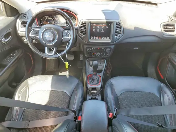 3C4NJDDB8LT177618 2020 JEEP COMPASS - Image 8
