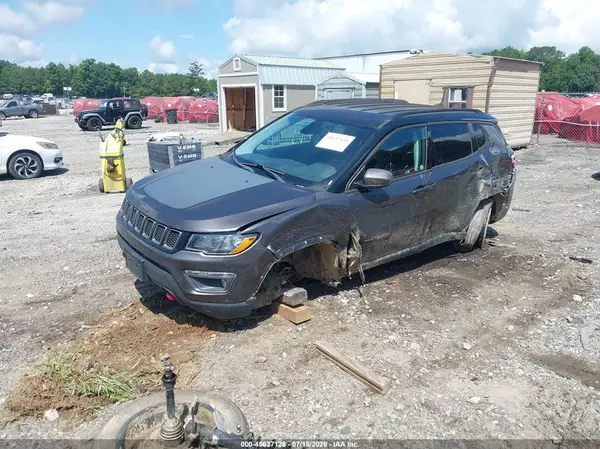 3C4NJDDB8LT202873 2020 JEEP COMPASS - Image 2
