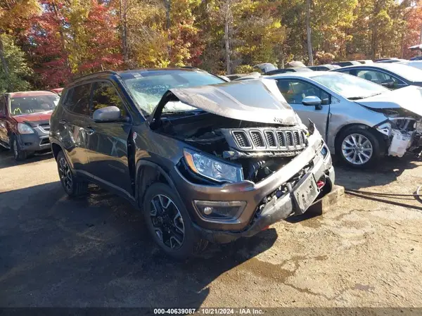 3C4NJDDB8LT203506 2020 JEEP COMPASS - Image 1