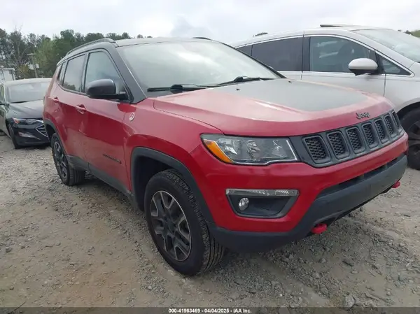 3C4NJDDB8LT207748 2020 JEEP COMPASS - Image 1