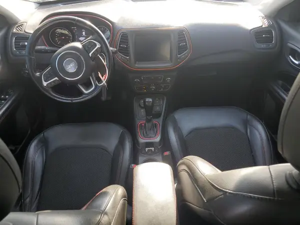 3C4NJDDB8LT220967 2020 JEEP COMPASS - Image 8
