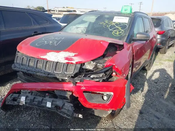 3C4NJDDB8LT232665 2020 JEEP COMPASS - Image 2