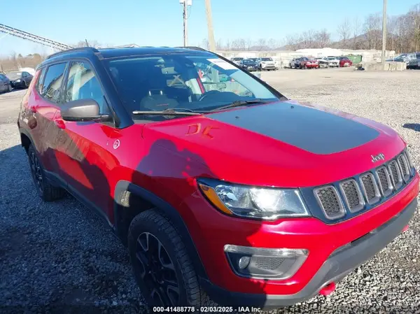 3C4NJDDB8MT519022 2021 JEEP COMPASS - Image 1