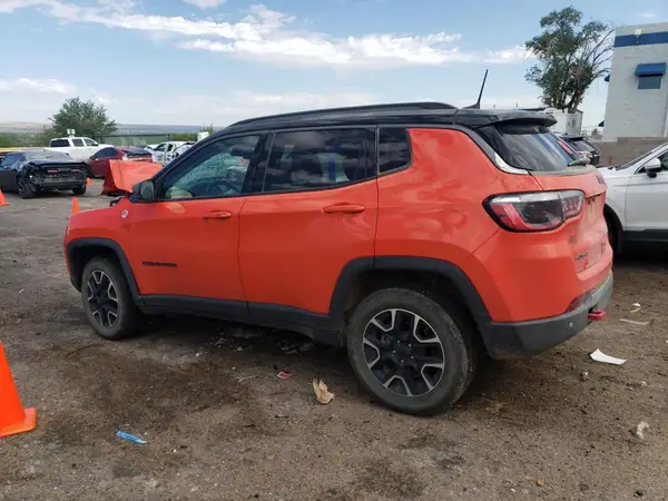 3C4NJDDB8MT520381 2021 JEEP COMPASS - Image 2