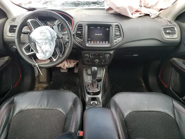 3C4NJDDB8MT520381 2021 JEEP COMPASS - Image 8