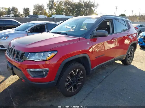 3C4NJDDB8MT551453 2021 JEEP COMPASS - Image 2