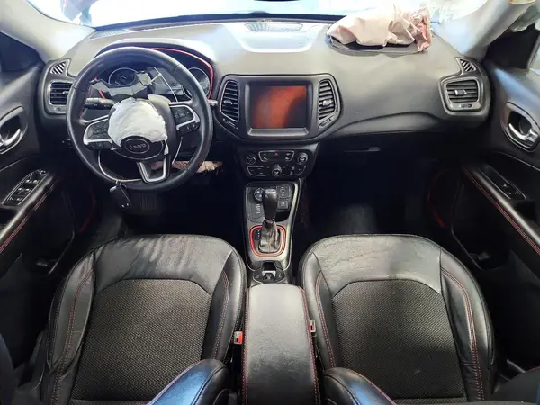 3C4NJDDB8MT553381 2021 JEEP COMPASS - Image 8
