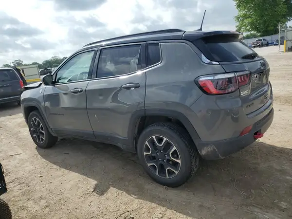 3C4NJDDB8MT556510 2021 JEEP COMPASS - Image 2